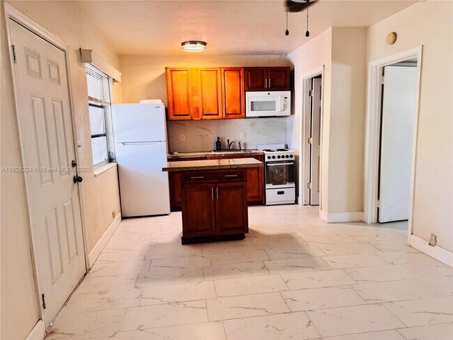 Foto del edificio - 756 N 17th Ave