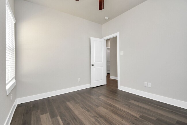 Foto del edificio - Elm