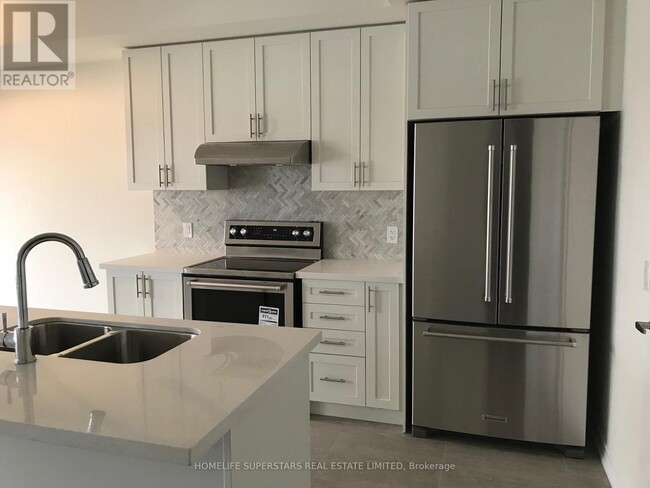 Building Photo - 3068 Cascade Common