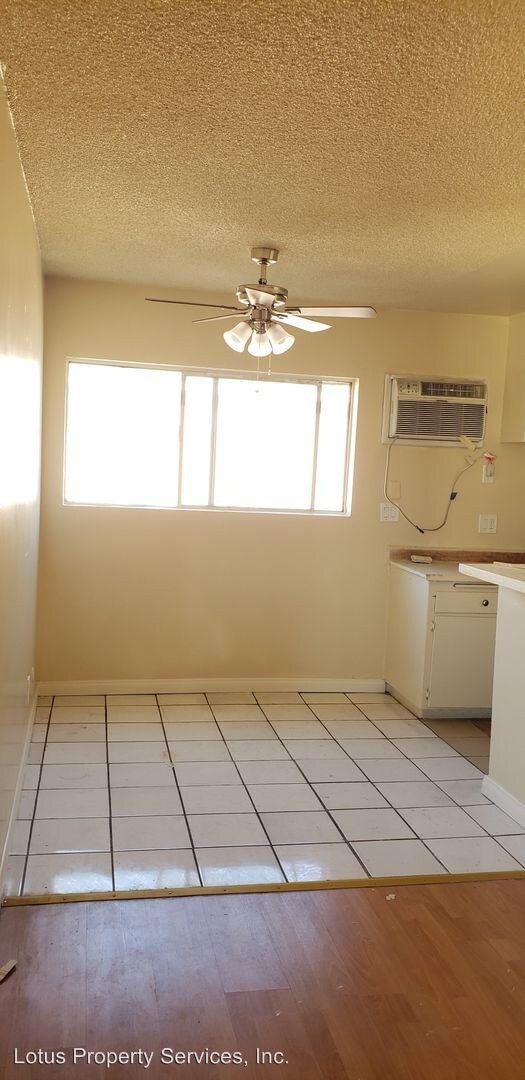 Foto del edificio - 7425 Vineland Ave