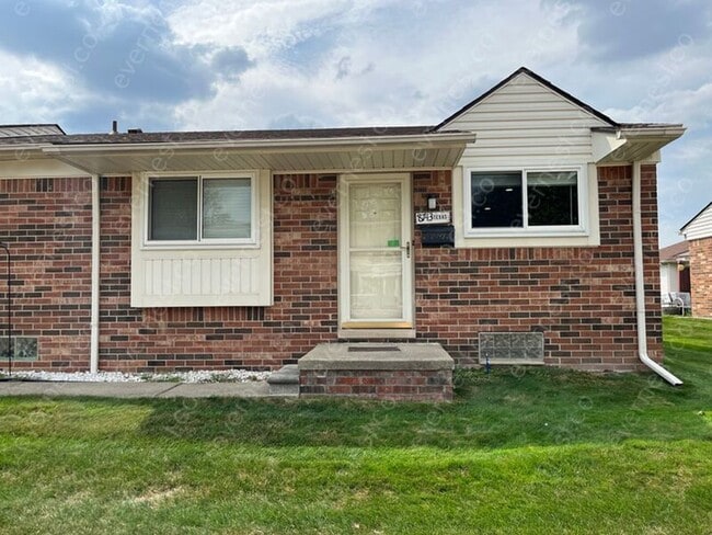 Building Photo - 8743 Texas Ct