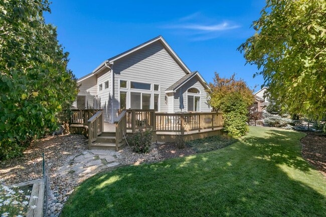 Building Photo - 8100 Lighthouse Ln