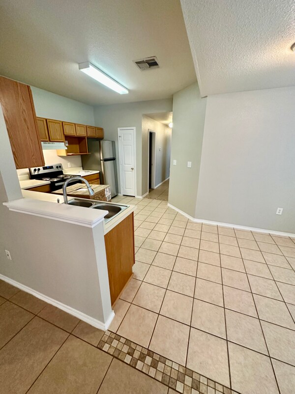 Photo - 15309 Kamary Ln Townhome