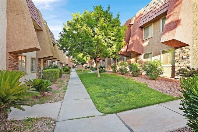 Foto del edificio - 5493 Indian River Dr
