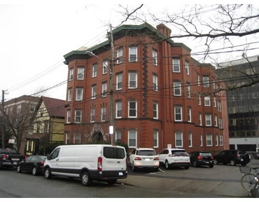 Primary Photo - 18 Centre St