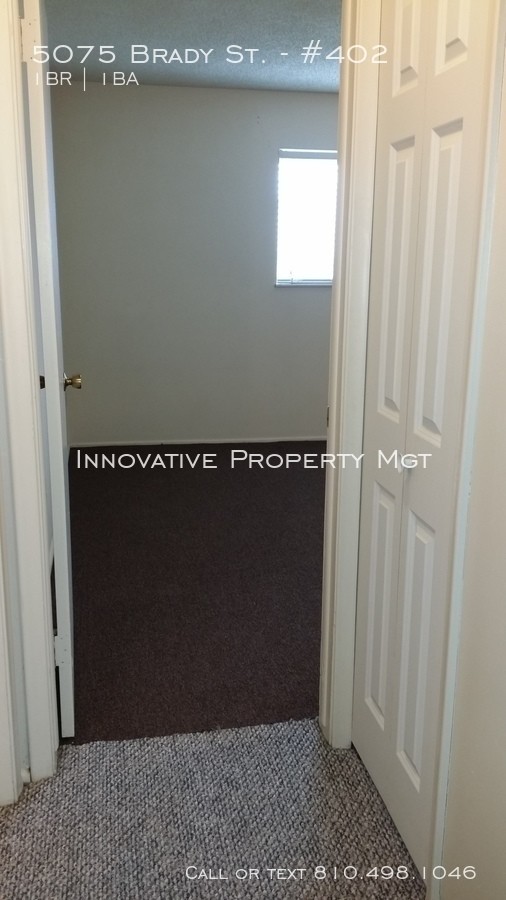 Foto del edificio - 5075 Brady St
