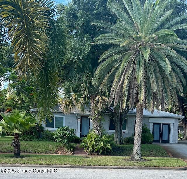 Primary Photo - 713 E Lincoln Ave