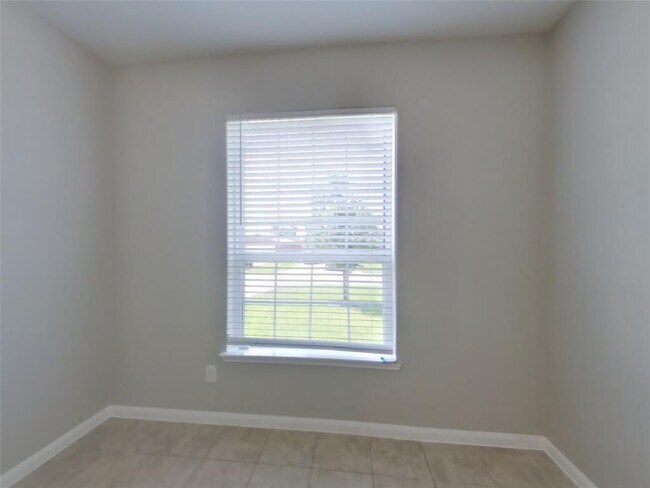 Building Photo - 10823 Spring Brook Pass Dr
