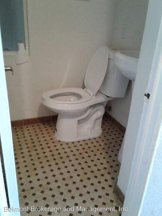 Foto del edificio - 3939-3939 E Broadway