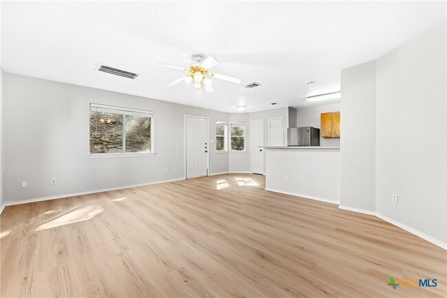 Building Photo - 867 Sagewood Trail