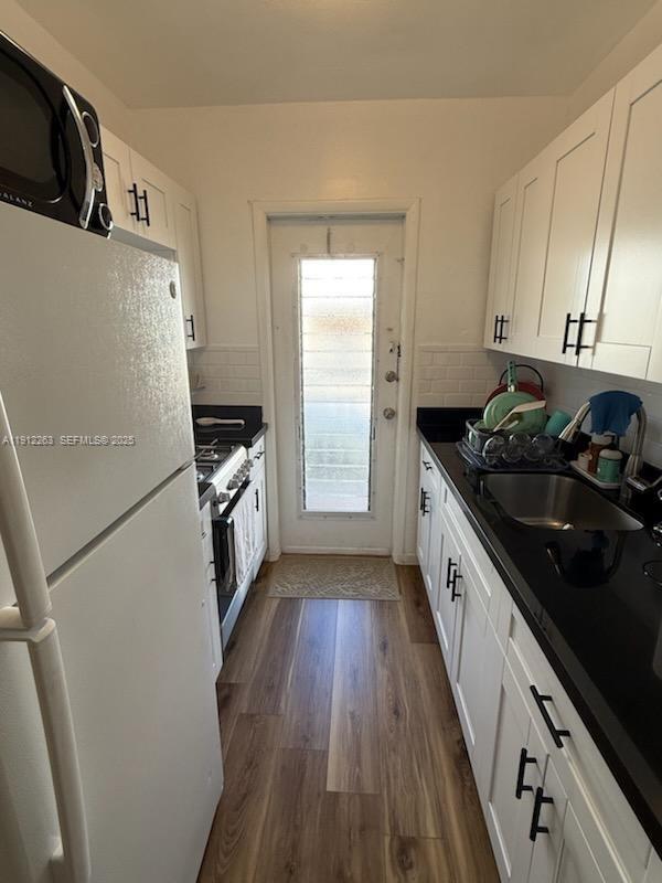 Foto del edificio - 655 Meridian Ave