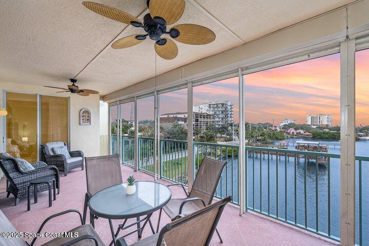 Foto principal - 100 Riverside Dr