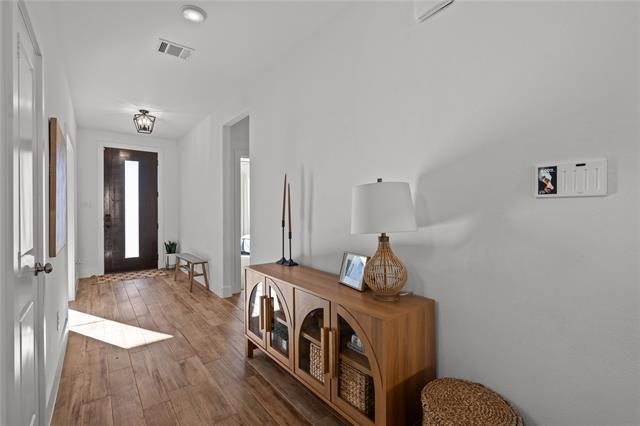 Foto del edificio - 7436 Haggard St