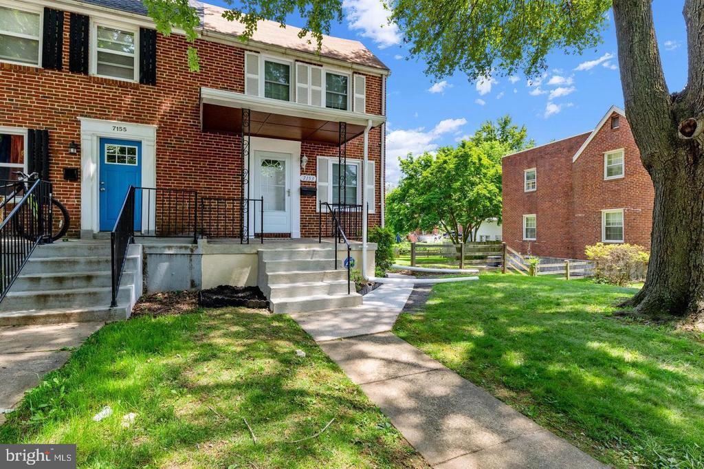 Primary Photo - 7153 Greenwood Ave