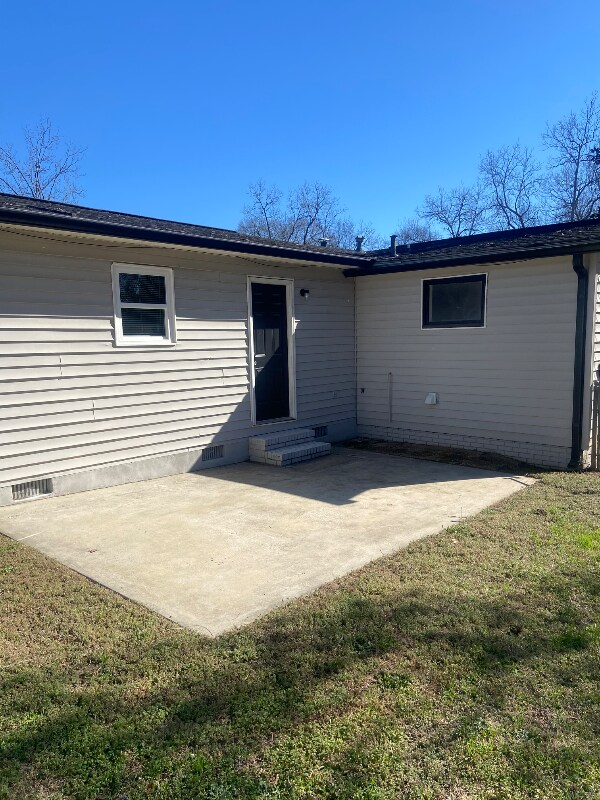 Foto del edificio - 2455 Rosen Ave