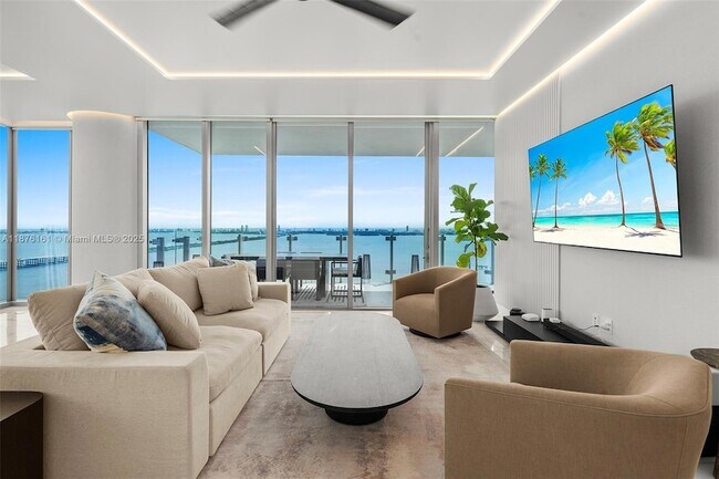 Foto del edificio - 700 NE 26th Terrace