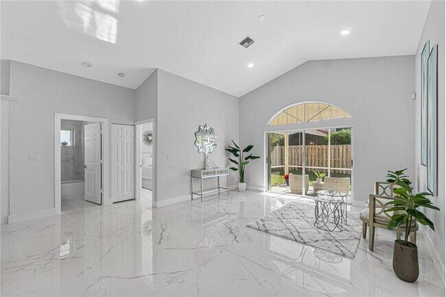 Foto del edificio - 7579 Stirling Bridge Blvd S