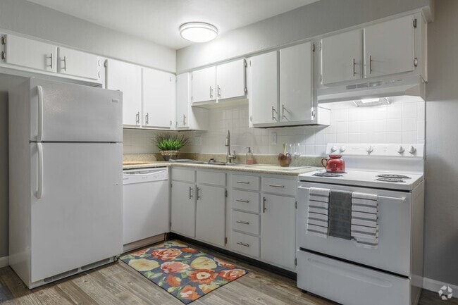 Interior Photo - Prime Apartments & Townhomes at Uptown