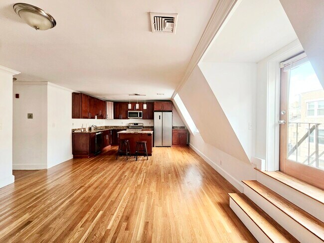 Foto del edificio - 1798 Beacon St