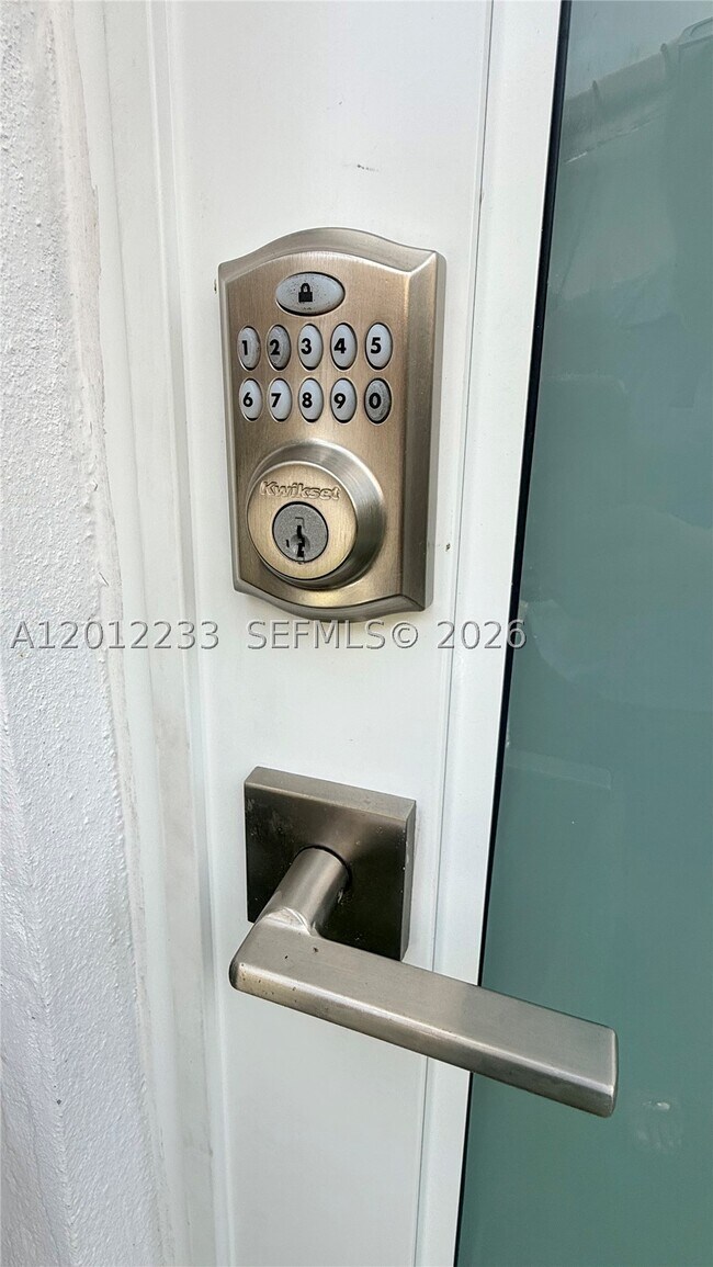 Foto del edificio - 14848 SW 60th St