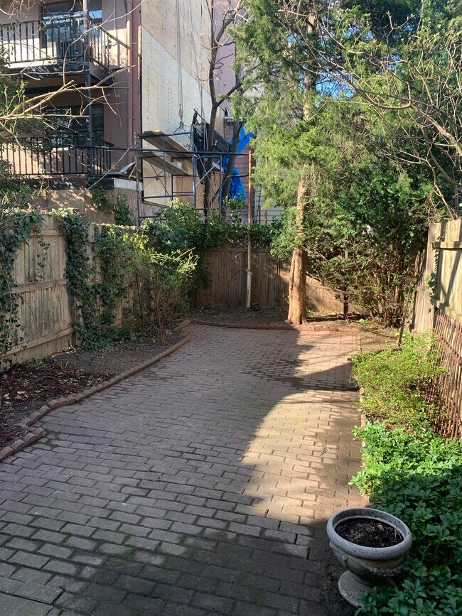 44 Van Reipen Ave, Journal Square, NJ 07307 Condo for Rent in Journal Square, NJ