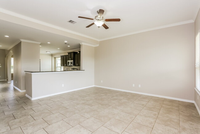 Building Photo - 16146 Fairway Creek Cir