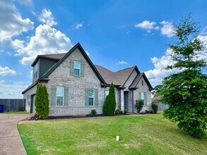 Building Photo - 8391 Ashley Dr