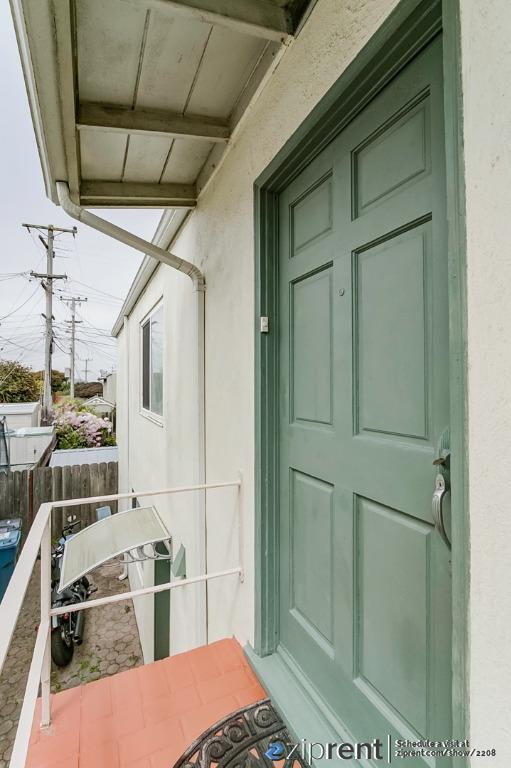 Building Photo - 286 Alta Loma Ave