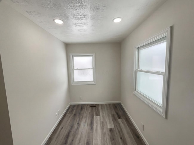 Foto del edificio - 202 Wildwood Ave