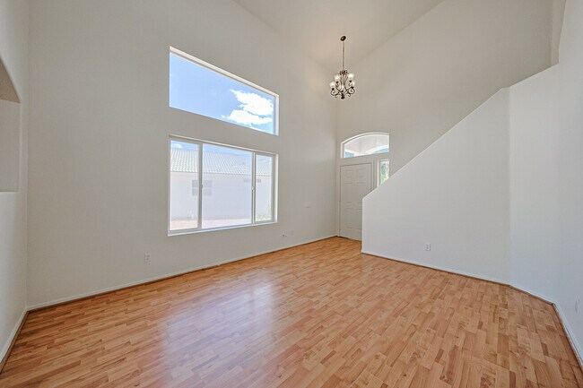 Foto del edificio - 3225 N 130th Ave