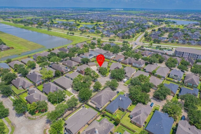 Foto del edificio - 19802 Shore Meadows Ln