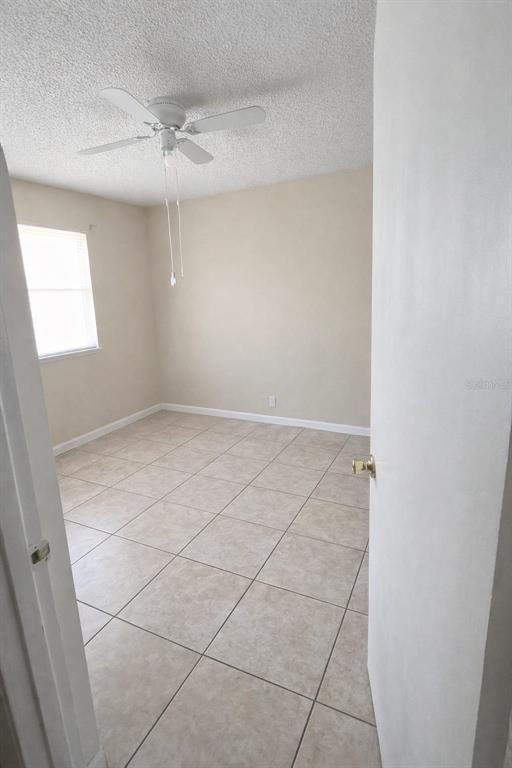 Foto del edificio - 5545 Devonbriar Way