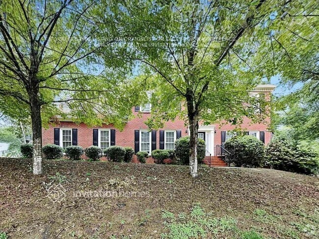 Building Photo - 1670 Windcrest Dr SW