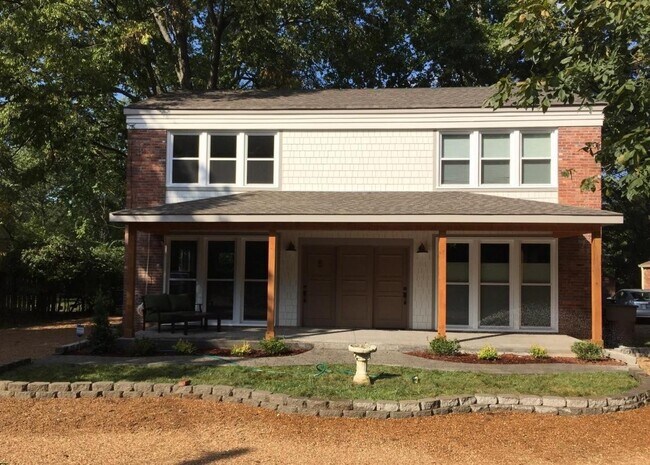 Building Photo - 4006 Auburn Ln