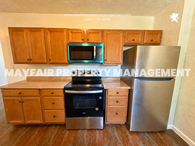 Photo - 1642 NW 13th Ct (Fort Lauderdale, FL) House