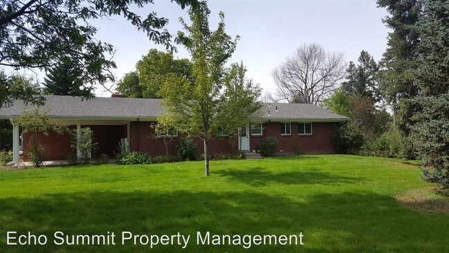 Building Photo - 4930 S Clarkson St