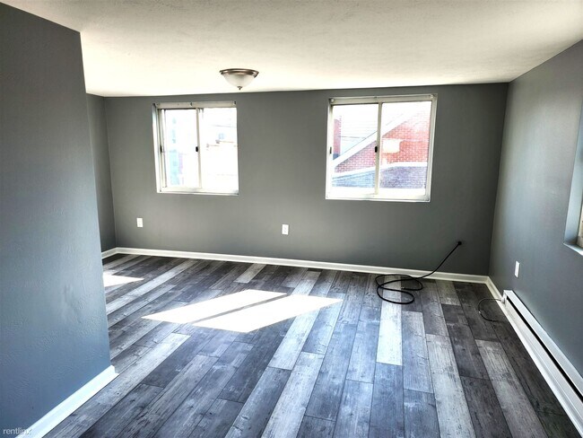 Building Photo - 1 br, 1 bath Duplex - 540 Reed Street 2