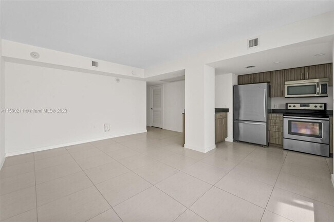 Foto del edificio - 910 West Ave