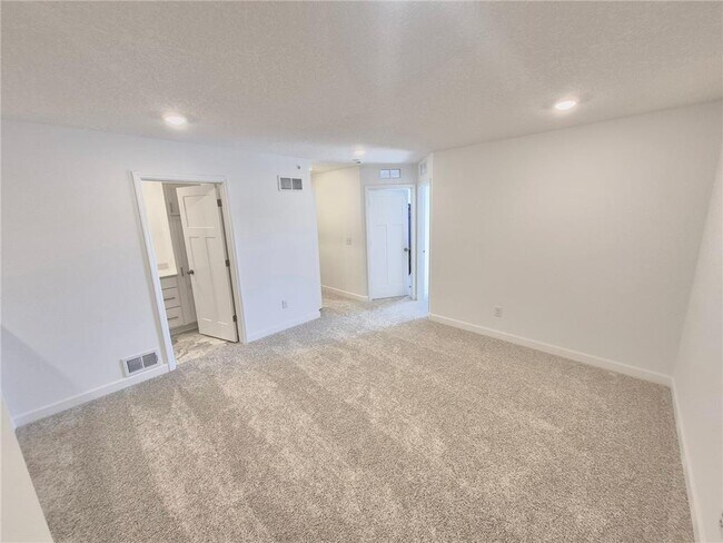 Foto del edificio - 14945 Archdale Ln