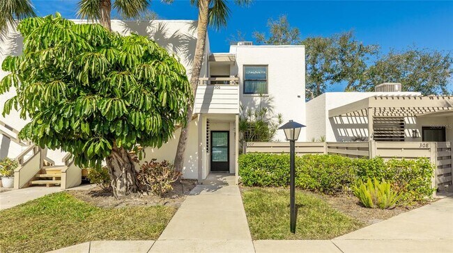 Foto del edificio - 307 Timber Lake Dr