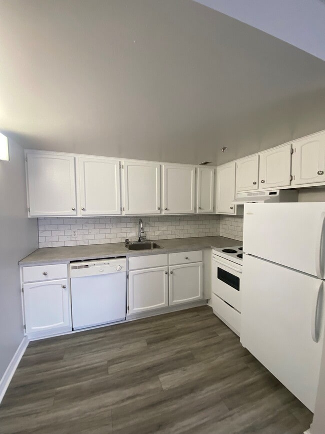 Building Photo - WELCOME TO THE SEACOAST TOWER - ONE BEDROOM APARTMENT AVAILABLE