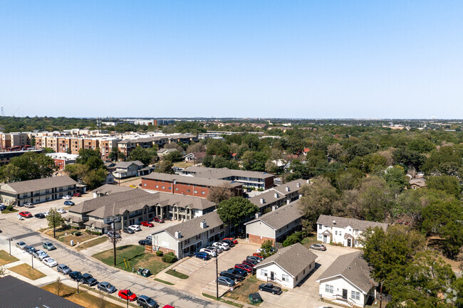 Aerial Photo - Hickory Village