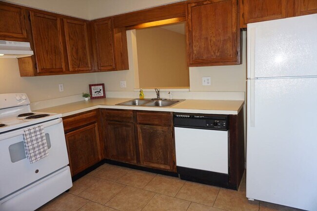 Foto del edificio - 2 bedroom townhome on Westside