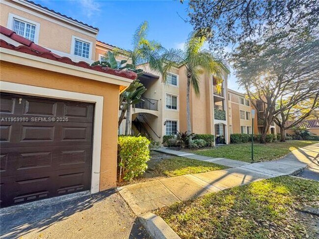 Foto del edificio - 2123 Renaissance Blvd