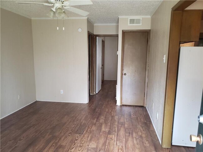 Foto del edificio - 1019 N 8th St