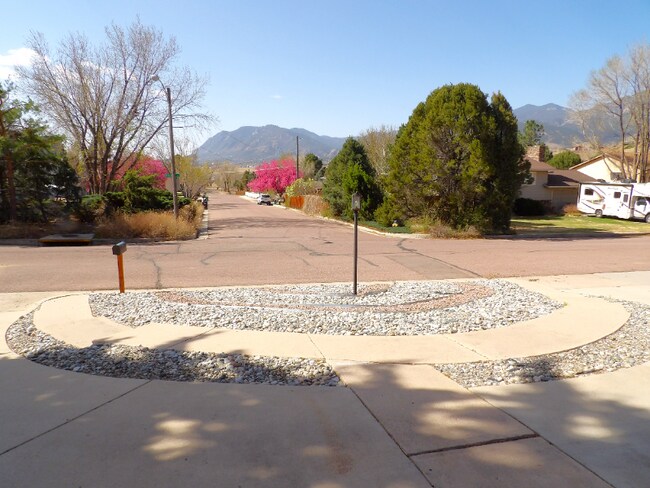 Foto del edificio - 1806 Koshare St