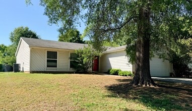 Building Photo - 11330 Smoke Tree Ln