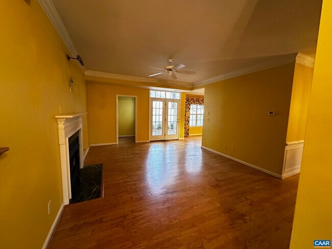 Foto del edificio - 3171 Turnberry Cir