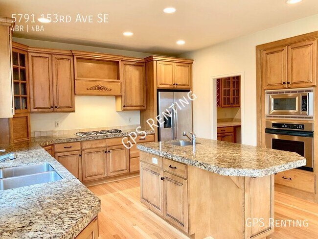 Building Photo - Luxury4 bd home in Bellevue