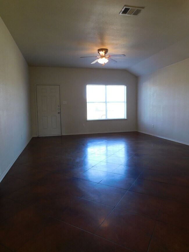 Building Photo - 6503 Temora Loop